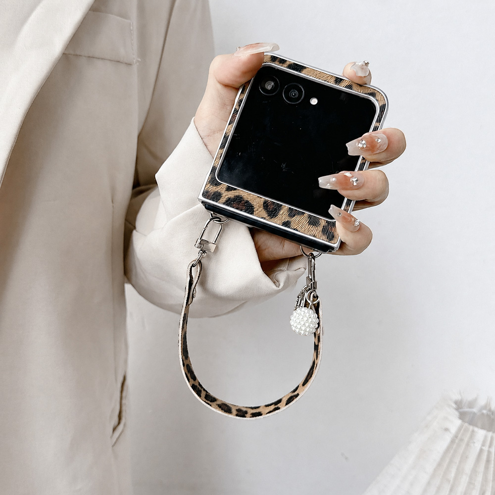 Leopard Print Folding Flip Pho - Vintage Item 评论和价格