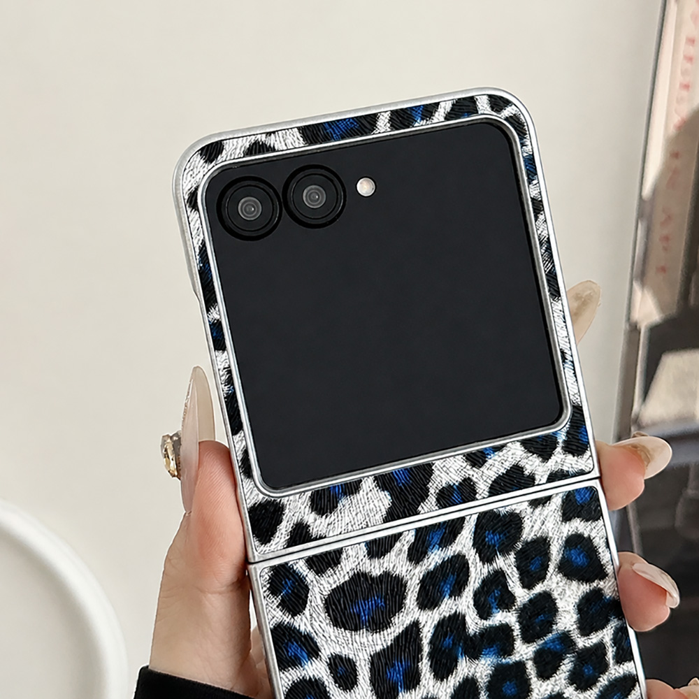 Leopard Print Folding Flip Pho - Vintage Item 评论和价格