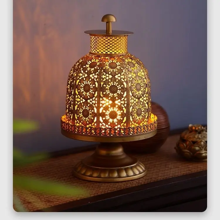 Vintage iron candlestick decor - Collectible Vintage Matches 评论和价格
