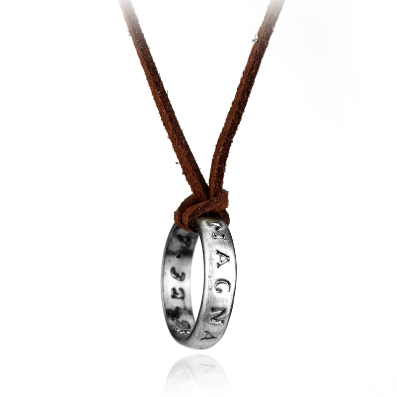 Game Anime Leather Chain Ring  - Vintage Item 评论和价格