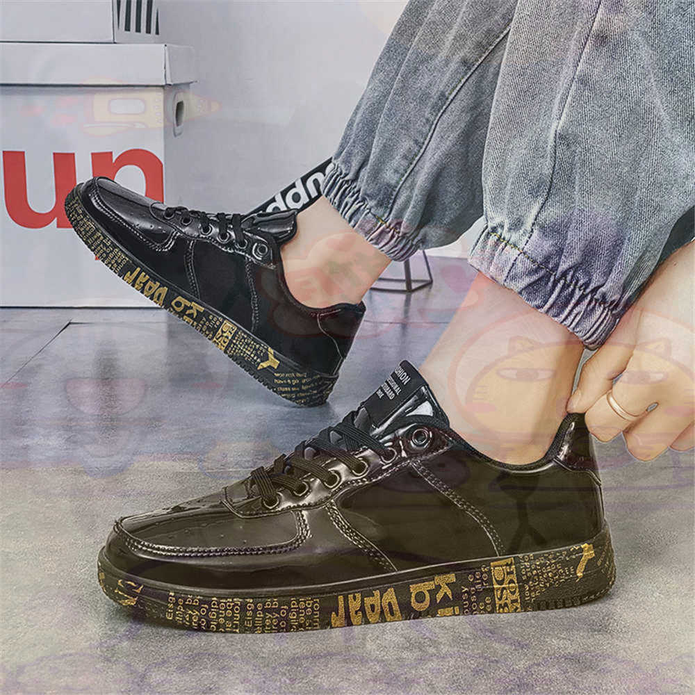 Round Foot Size 45 Sneakers Wh - Vintage And Collectible Stores 评论和价格