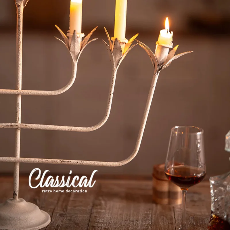 Vintage Metal Floral Candelabr - Collectible Vintage Matches 评论和价格